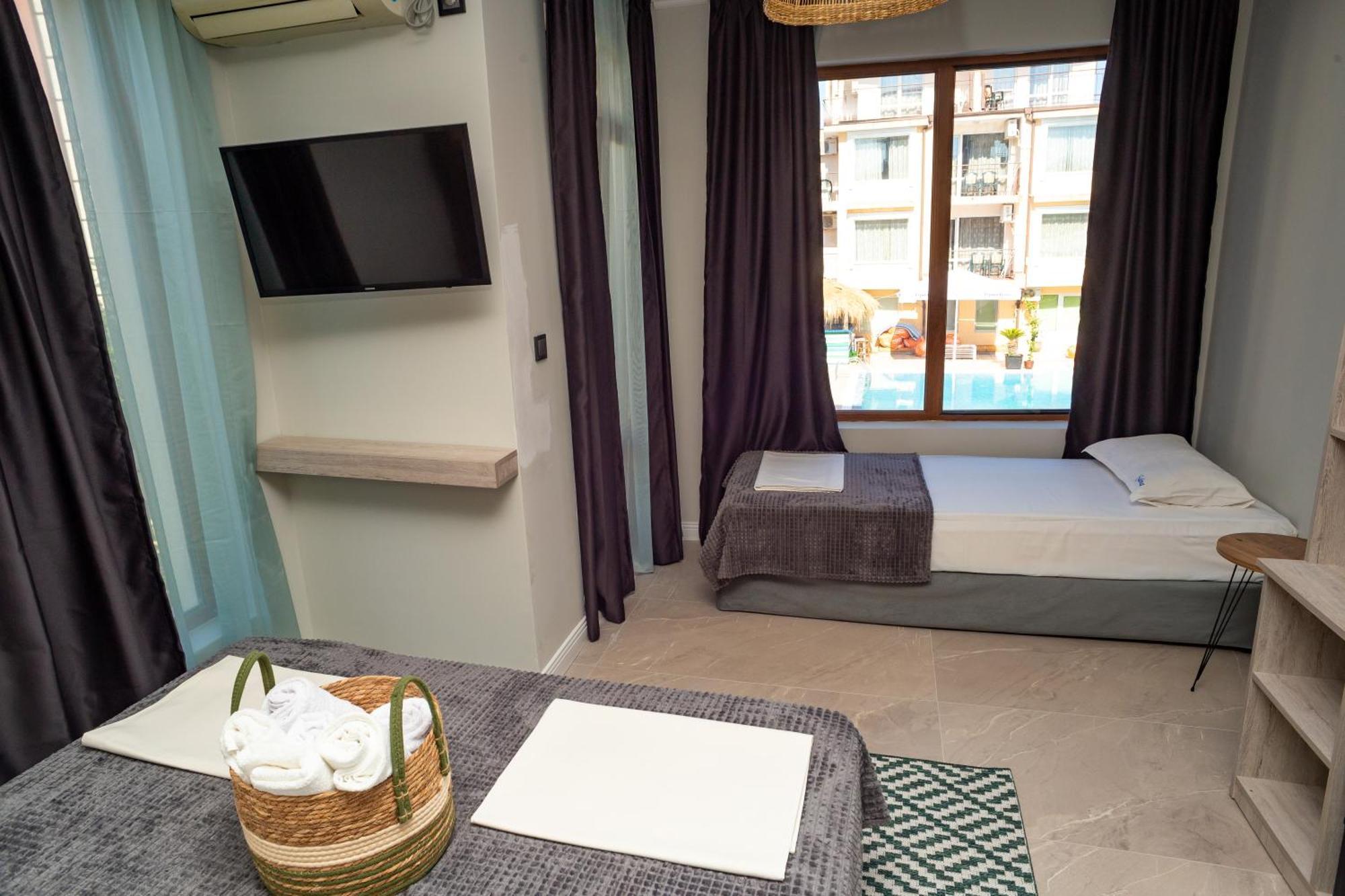 Salena Beach Hotel Primorsko Extérieur photo