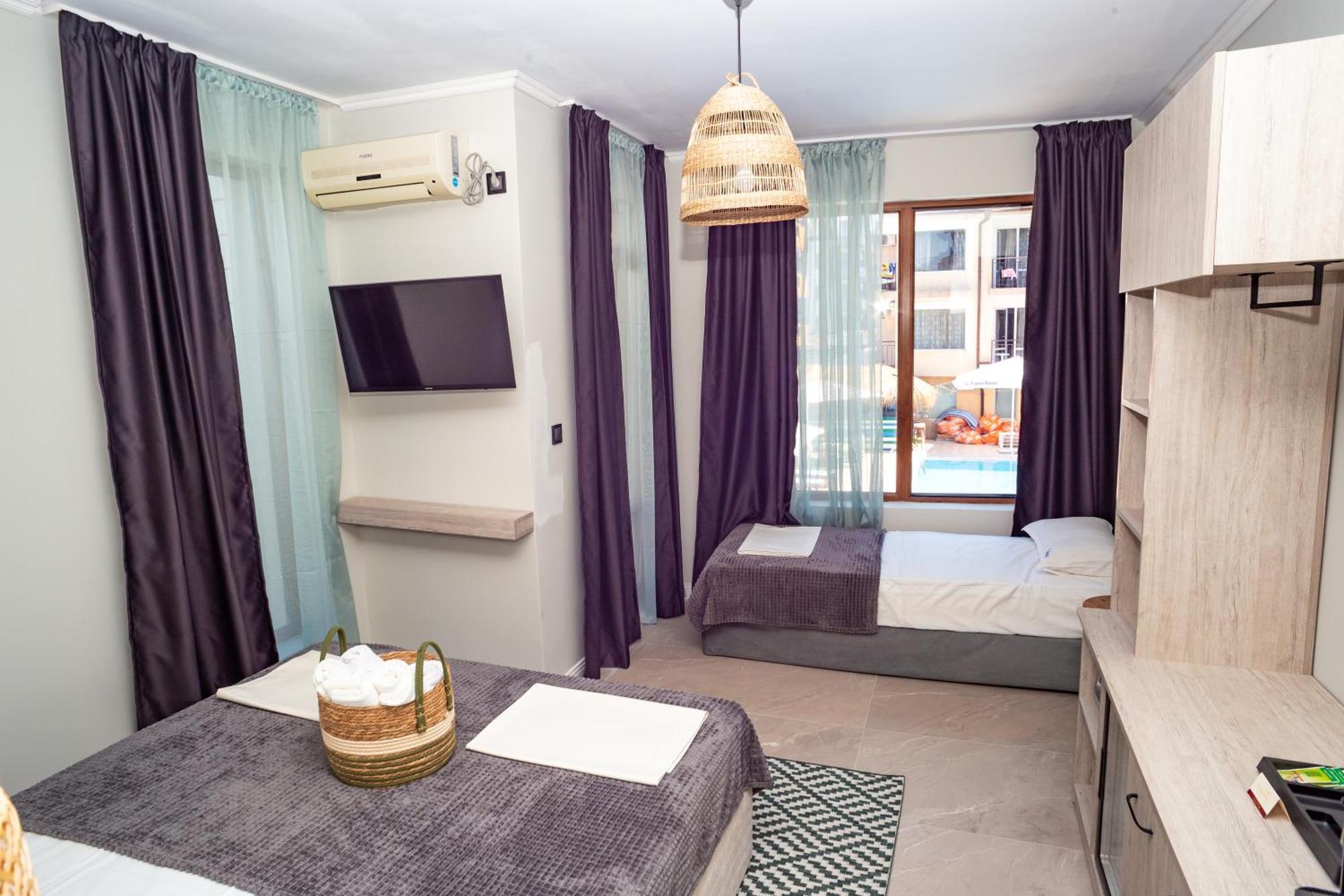 Salena Beach Hotel Primorsko Extérieur photo