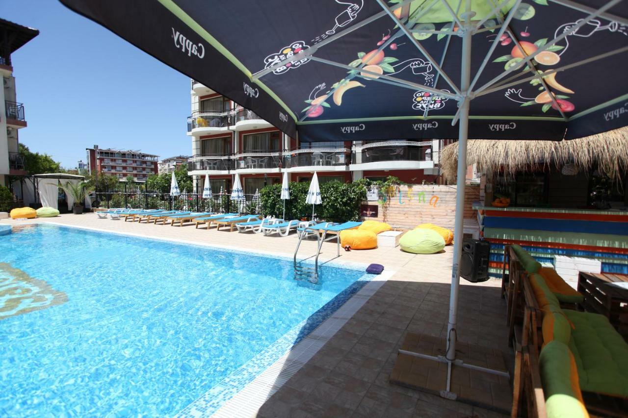 Salena Beach Hotel Primorsko Extérieur photo